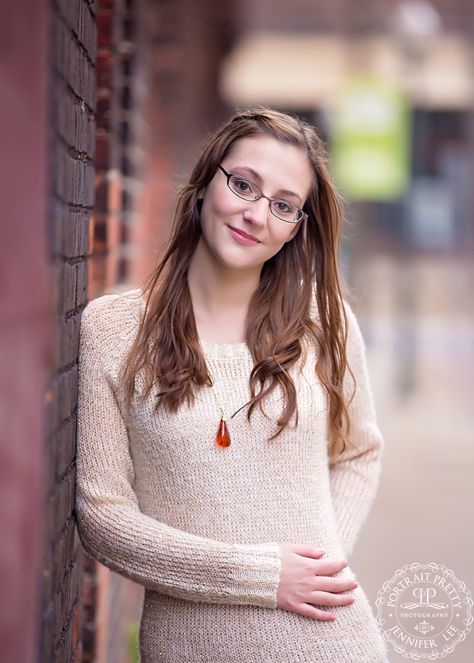 Aya Senior Portraits Brick at Cobblestone