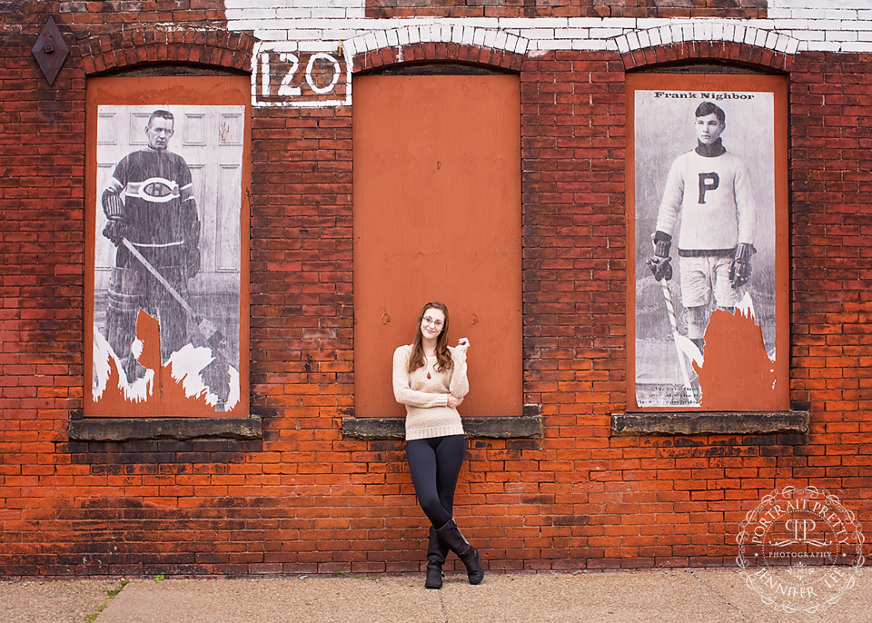 Buffalo NY Cobblestone Senior Portraits Hockey Photos